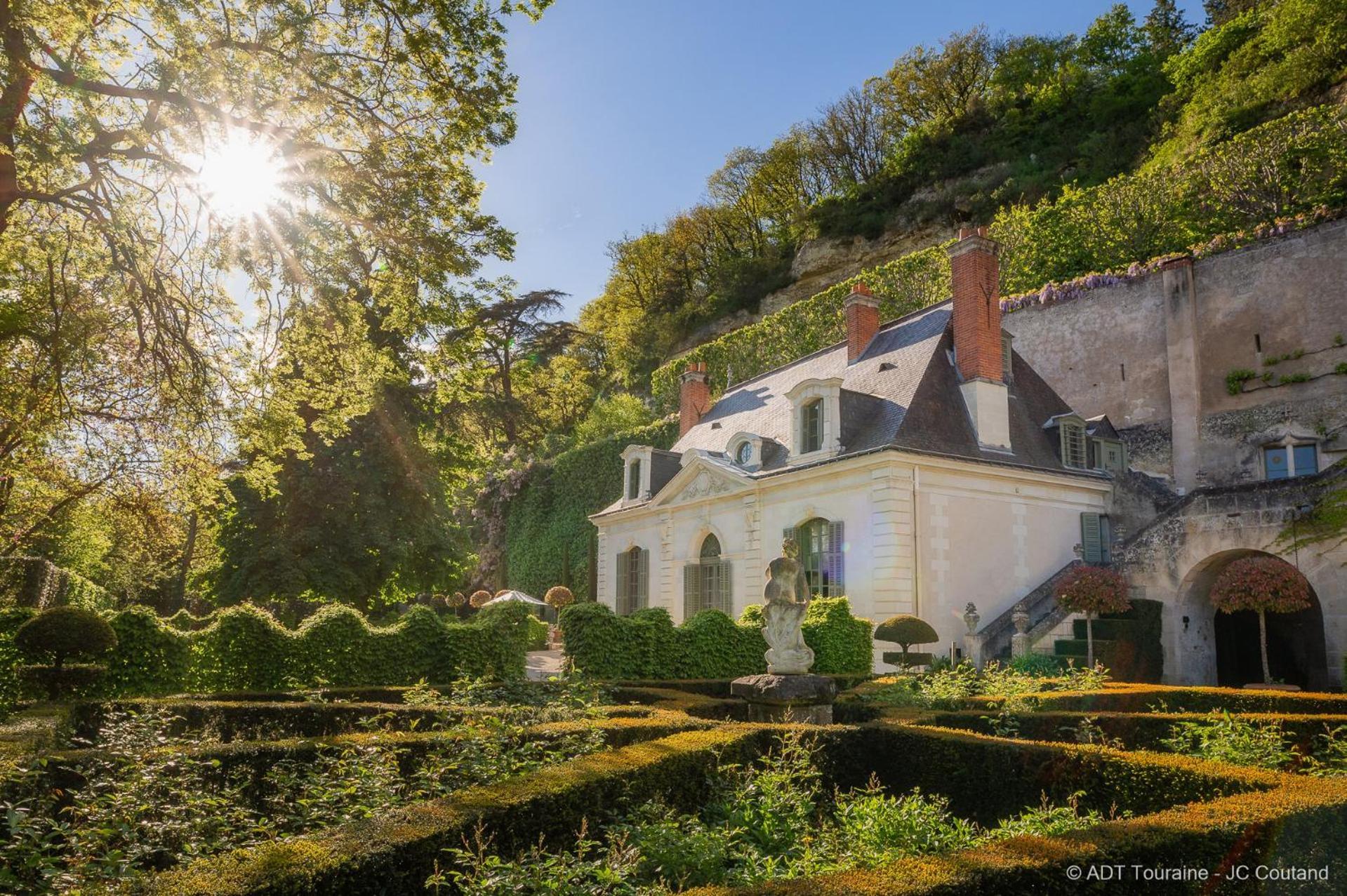 Manoir Des Basses Rivieres Bed & Breakfast Рошкорбон Стая снимка