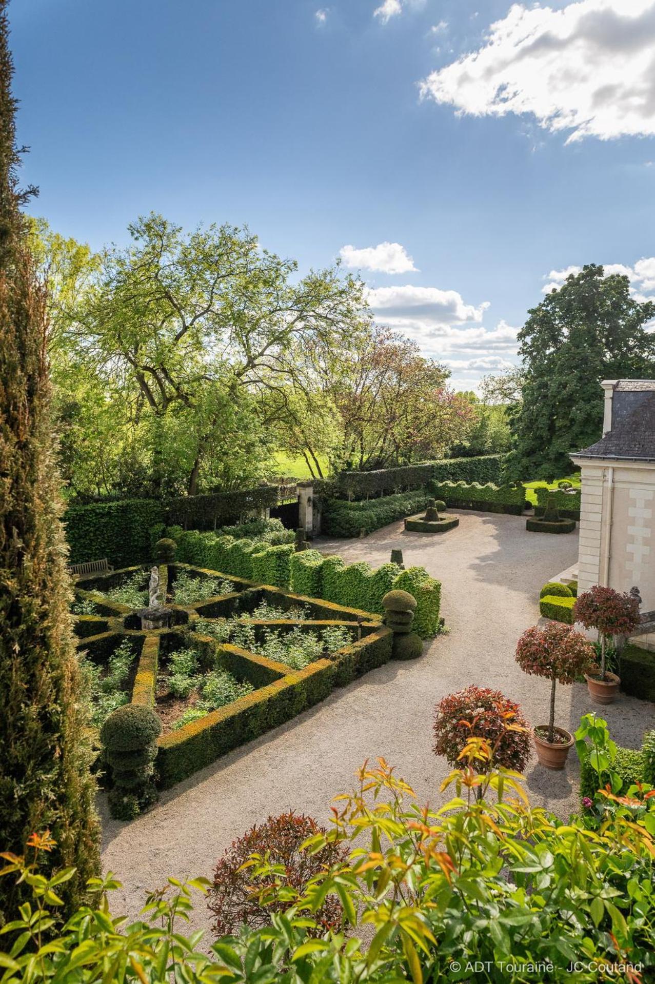 Manoir Des Basses Rivieres Bed & Breakfast Рошкорбон Стая снимка